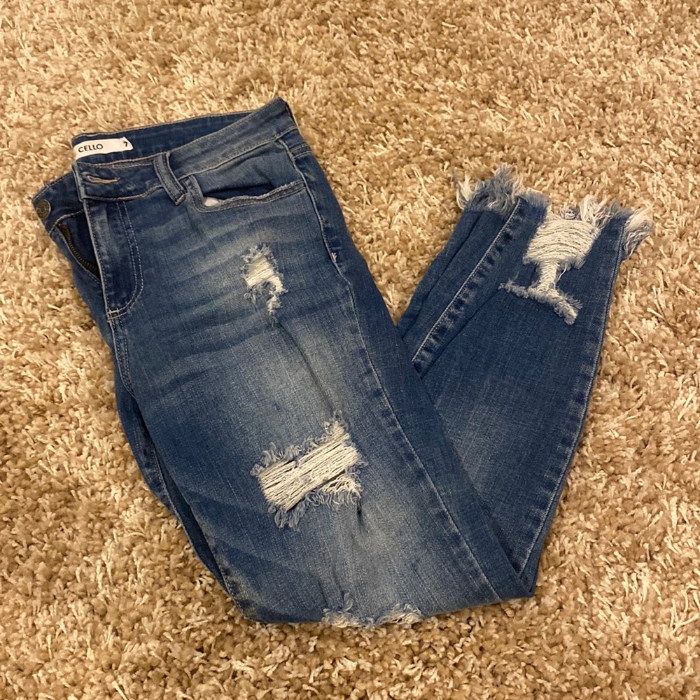 CELLO DISTRESSED DARK WASH JEANS